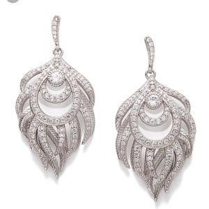 Kendra Scott Emelia Earrings